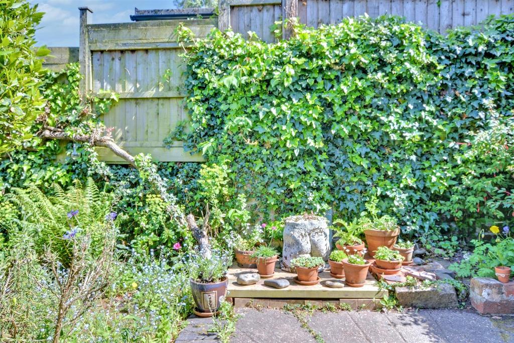 Garden 8.jpeg