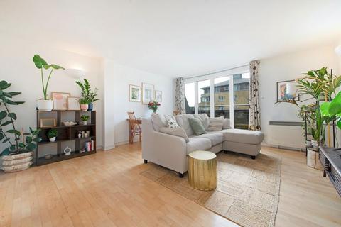 Flat 17, Larch Court Admiral Walk, London, W9 3UA