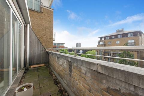 Flat 17, Larch Court Admiral Walk, London, W9 3UA