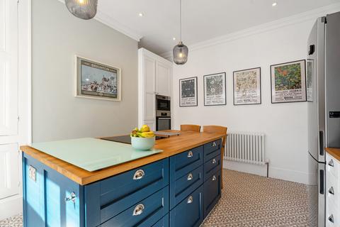 10 Britannia Square, Worcester, WR1 3DG