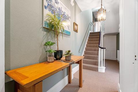 10 Britannia Square, Worcester, WR1 3DG