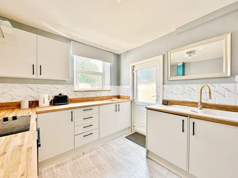 KITCHEN-2.jpeg