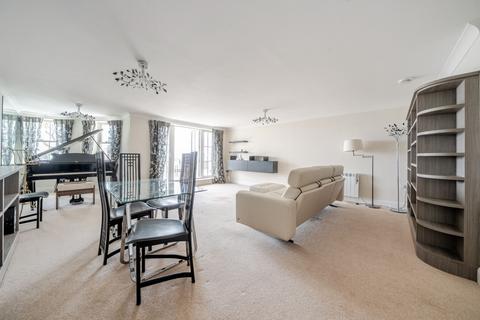 3 bedroom flat for sale, The Esplanade, Esplanade Grande The Esplanade, PO21