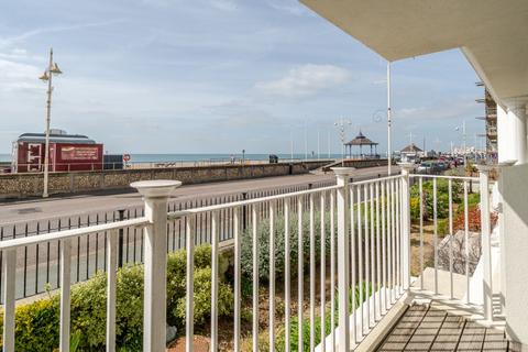 3 bedroom flat for sale, The Esplanade, Esplanade Grande The Esplanade, PO21