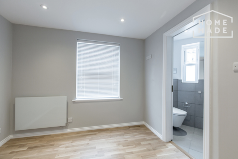 1 bedroom flat to rent, Cornwall Mansions, W14