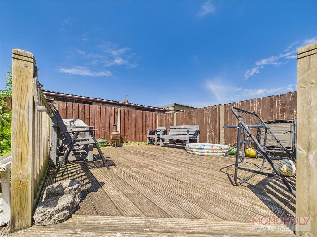 CAM03815 G0-PR0259-STILL028.jpg