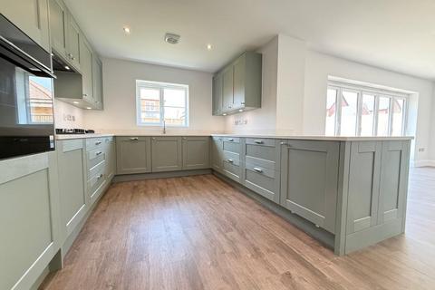 5 bedroom detached house for sale, High Street, Northampton NN5
