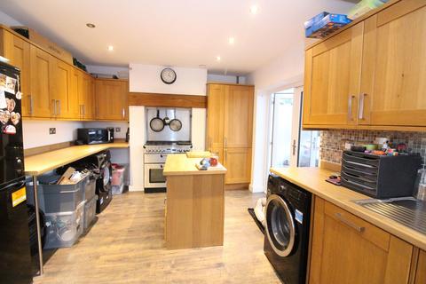 4 bedroom semi-detached house for sale, Albion Street, Kingswinford DY6