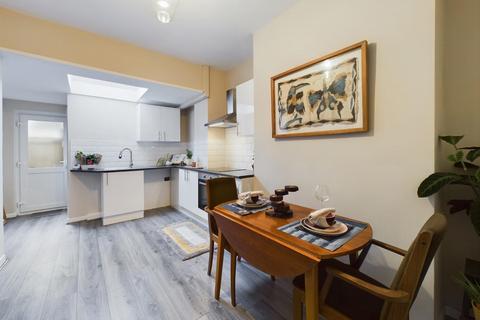 2 bedroom house to rent, Monkswell Street, Liverpool