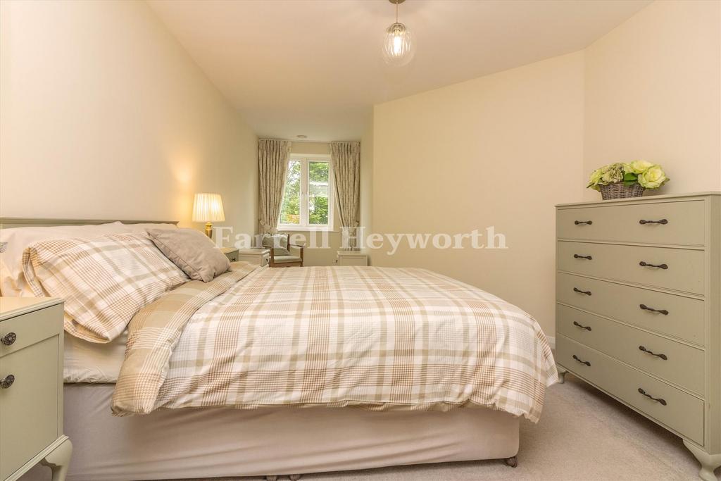 Bedroom d