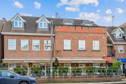 2 bedroom apartment to rent, The Broadway, Farnham Common, SL2