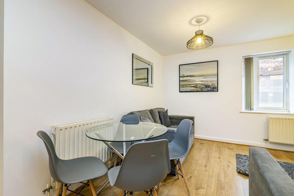 Living/Dining Area