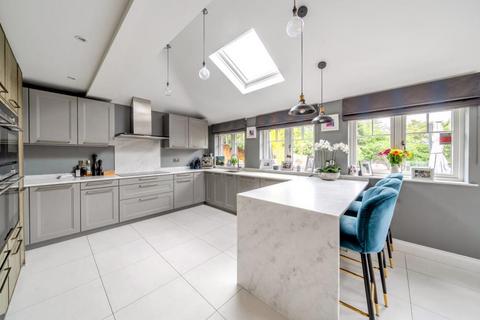 4 bedroom semi-detached house to rent, Virginia Water, Surrey