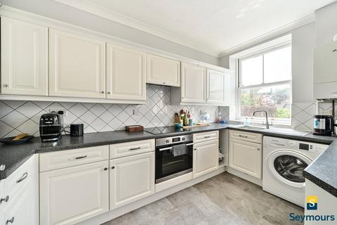 2 bedroom terraced house for sale, St. Bartholomews Court, Surrey GU1