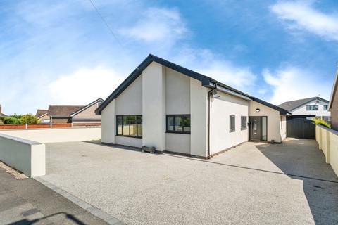 16 Barrfield Road, Rhuddlan, Rhyl, LL18 2RY
