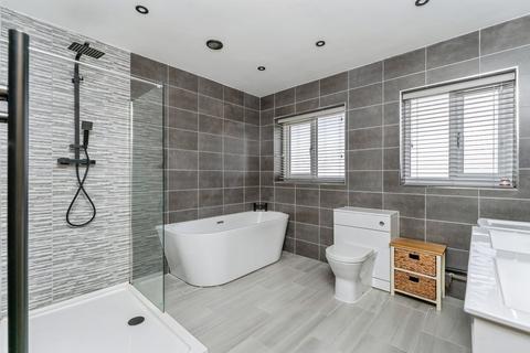 16 Barrfield Road, Rhuddlan, Rhyl, LL18 2RY