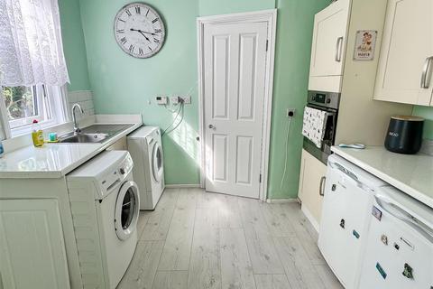 5 Connaught Road, Littlehampton, BN17 6ER