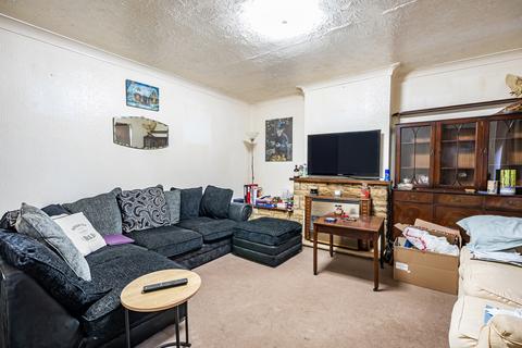 2 bedroom bungalow for sale, South View Way, Cheltenham GL52