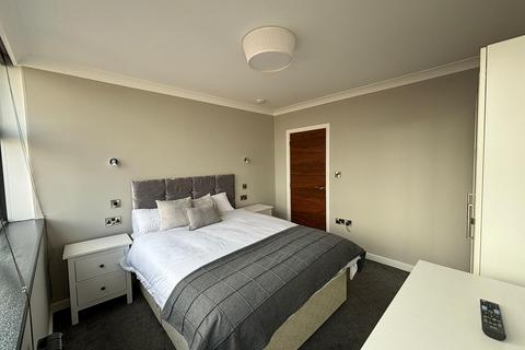 1 bedroom apartment to rent, Essex House, Manor St