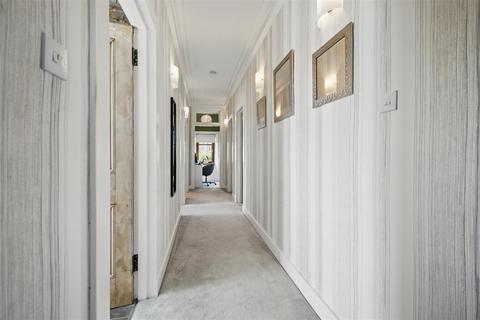 31 Glasgow Road, Perth, PH2 0PE