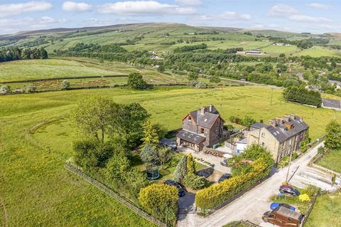 6 bedroom detached house for sale, Hardsough Lane, Edenfield, Ramsbottom, Bury - Superb Family Home in Stunning Position