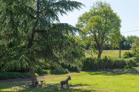 4 bedroom detached house for sale, Wades Lane, Ipswich IP9