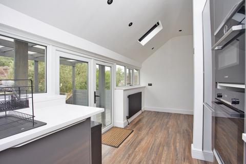 2 bedroom bungalow for sale, Queens Avenue, Dover, Kent, CT17