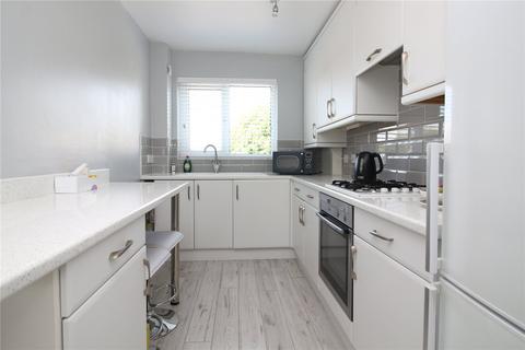 2 bedroom apartment for sale, Seaward Avenue, Barton On Sea, Hampshire, BH25