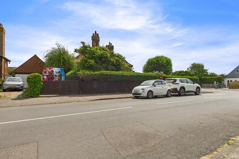 4 bedroom semi-detached house for sale, Kings Avenue, Broadstairs, CT10