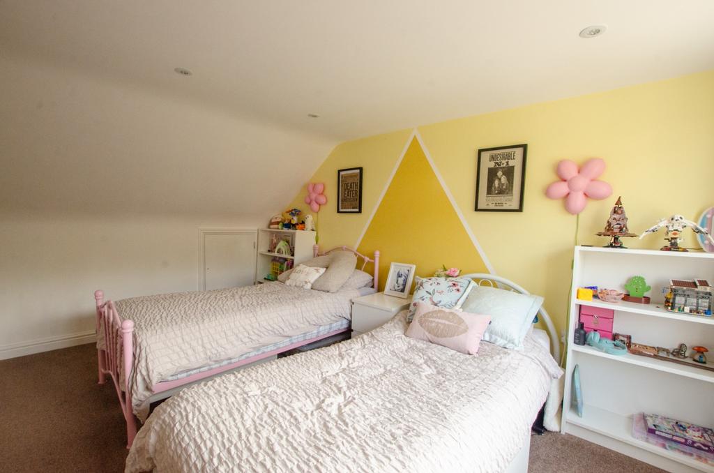 10 Lanhydrock View TPS Bodmin Branch 01208 74182 -