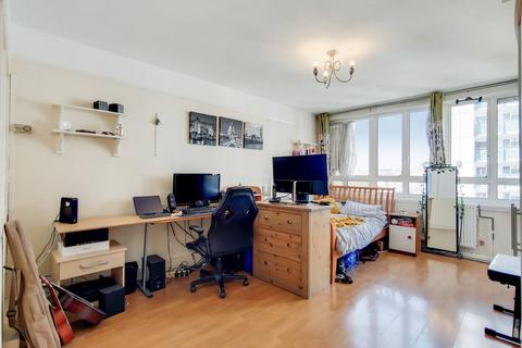 3 bedroom flat to rent, Tompion Street, Clerkenwell, London, EC1V