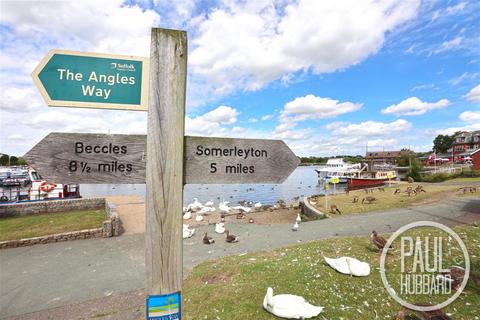 4 bedroom detached bungalow for sale, Cotmer Road, Oulton Broad, NR33