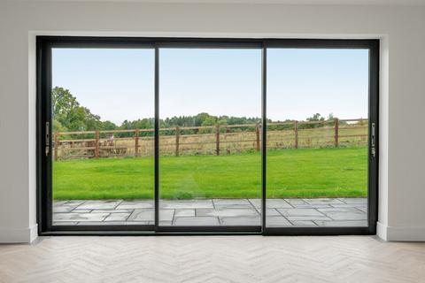 4 bedroom detached house for sale, Cufaude Lane, Tadley RG26
