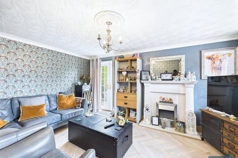 21 Bridgewater Park Drive, Skellow, Doncaster, DN6 8RL