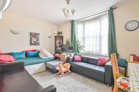 2 bedroom flat for sale, Porchester Road, Queensway, London, W2