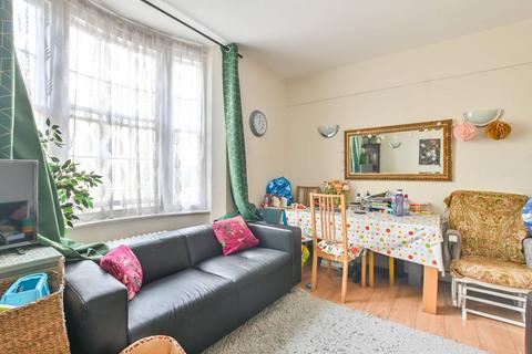 2 bedroom flat for sale, Porchester Road, Queensway, London, W2