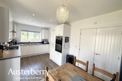 3 bedroom detached house for sale, John Bradbury Place, Stoke on trent ST4