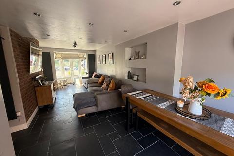 8 Heol Herbert, Resolven, Neath, SA11 4AG