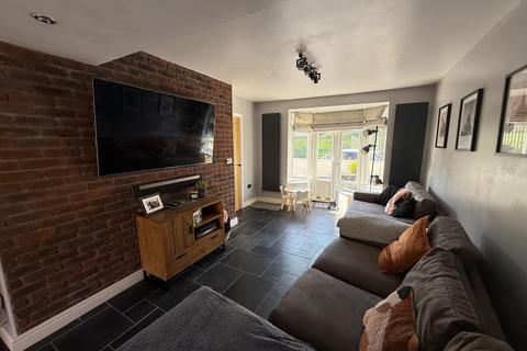 8 Heol Herbert, Resolven, Neath, SA11 4AG