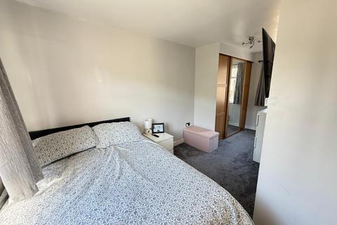 8 Heol Herbert, Resolven, Neath, SA11 4AG