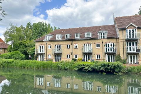 2 bedroom apartment to rent, Cambridge Road, Harlow, CM20