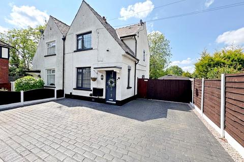 3 bedroom semi-detached house for sale, Hunger Hill Avenue, Bolton, BL3