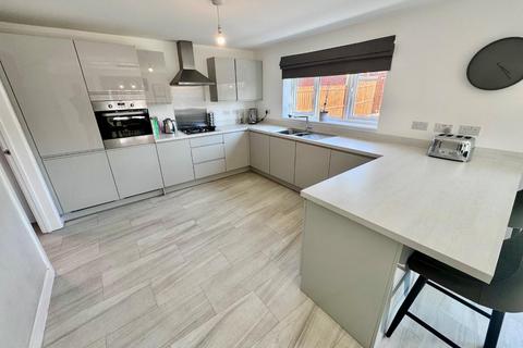 4 bedroom detached house for sale, Glenmore Road, Normanby, Middlesbrough