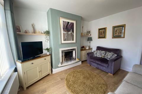 64 Chestnut Street, Chadderton, Oldham, OL9 8HH