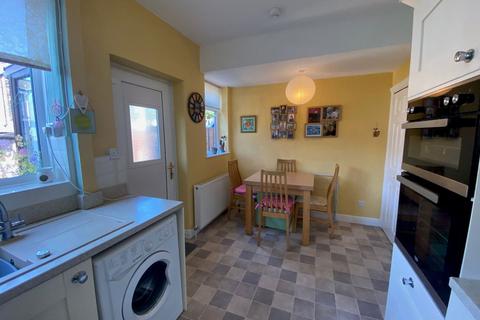 64 Chestnut Street, Chadderton, Oldham, OL9 8HH