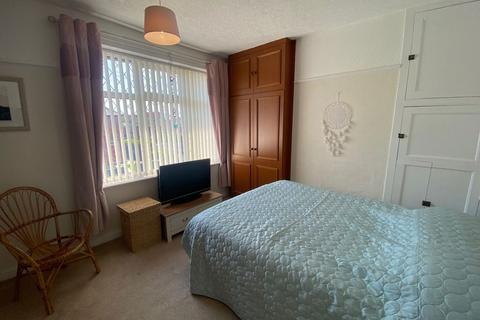 64 Chestnut Street, Chadderton, Oldham, OL9 8HH