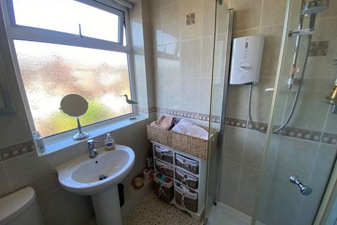 64 Chestnut Street, Chadderton, Oldham, OL9 8HH