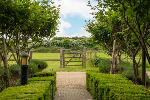 The Moat House, 8 Castle Barns, Bletsoe, Bedford, MK44 1TL