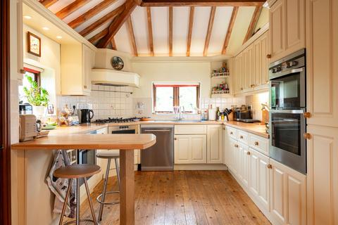 The Moat House, 8 Castle Barns, Bletsoe, Bedford, MK44 1TL