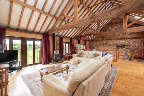 The Moat House, 8 Castle Barns, Bletsoe, Bedford, MK44 1TL